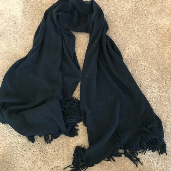 Black blanket scarf black shawl - Picture 2 of 3